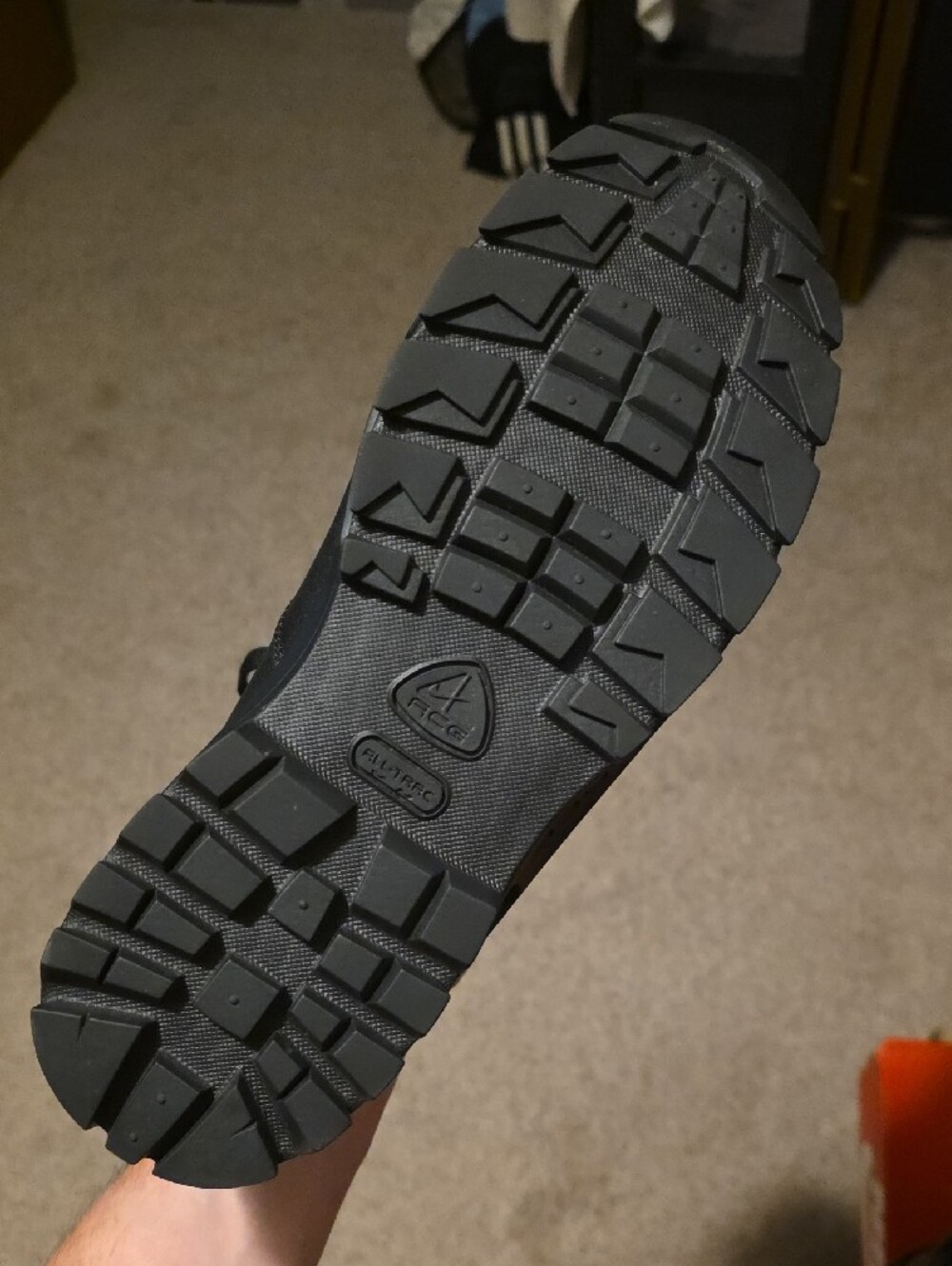 Nike Men’s Black Leather Ankle Boots - Picture 12 of 12